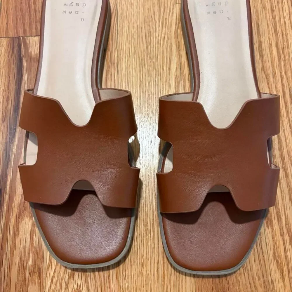 A-new-day Women's Brown Slides